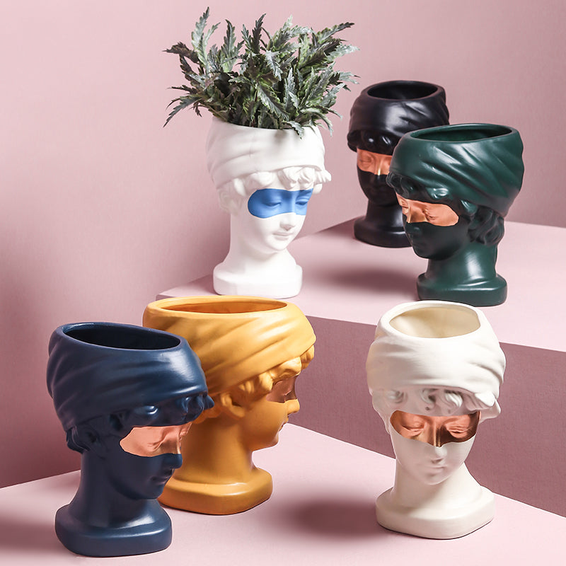 European Style Girl Vase