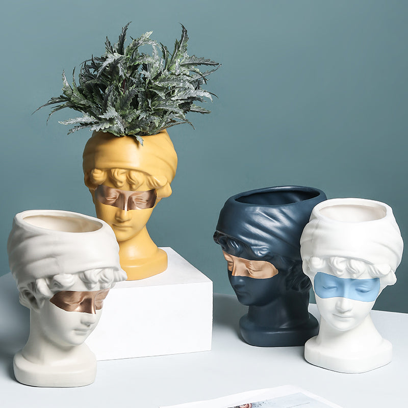 European Style Girl Vase