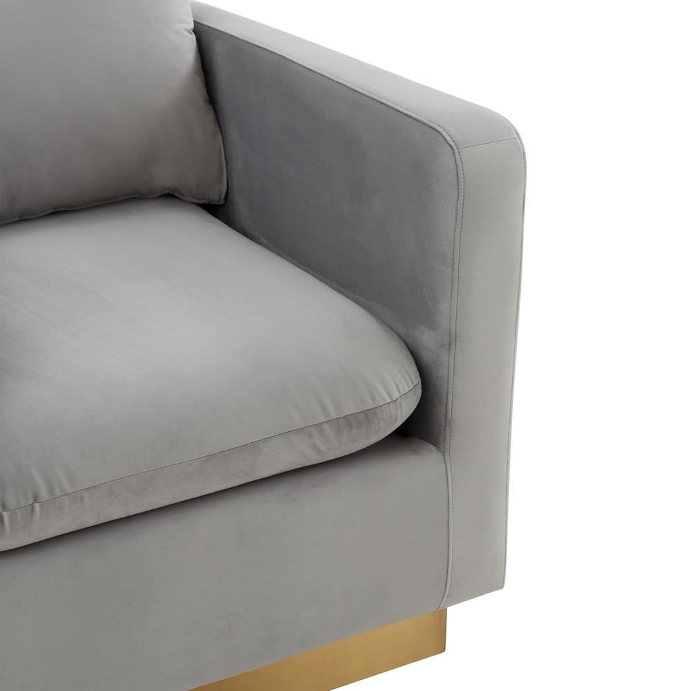 LeisureMod Nervo Velvet Accent Armchair With Gold Frame, Beige