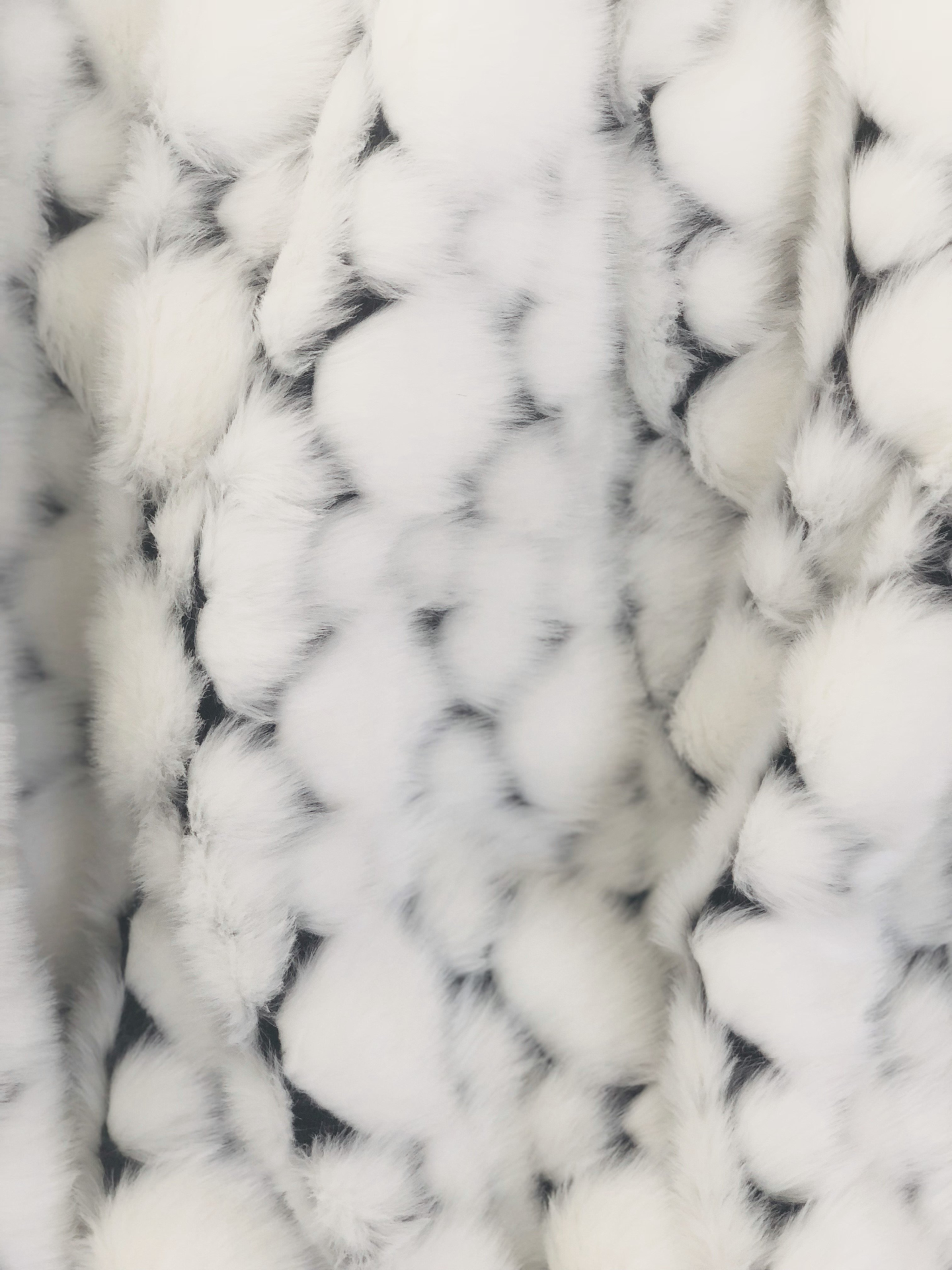 Arctic Snow Elegance White and Black Faux Fur Luxury Throw