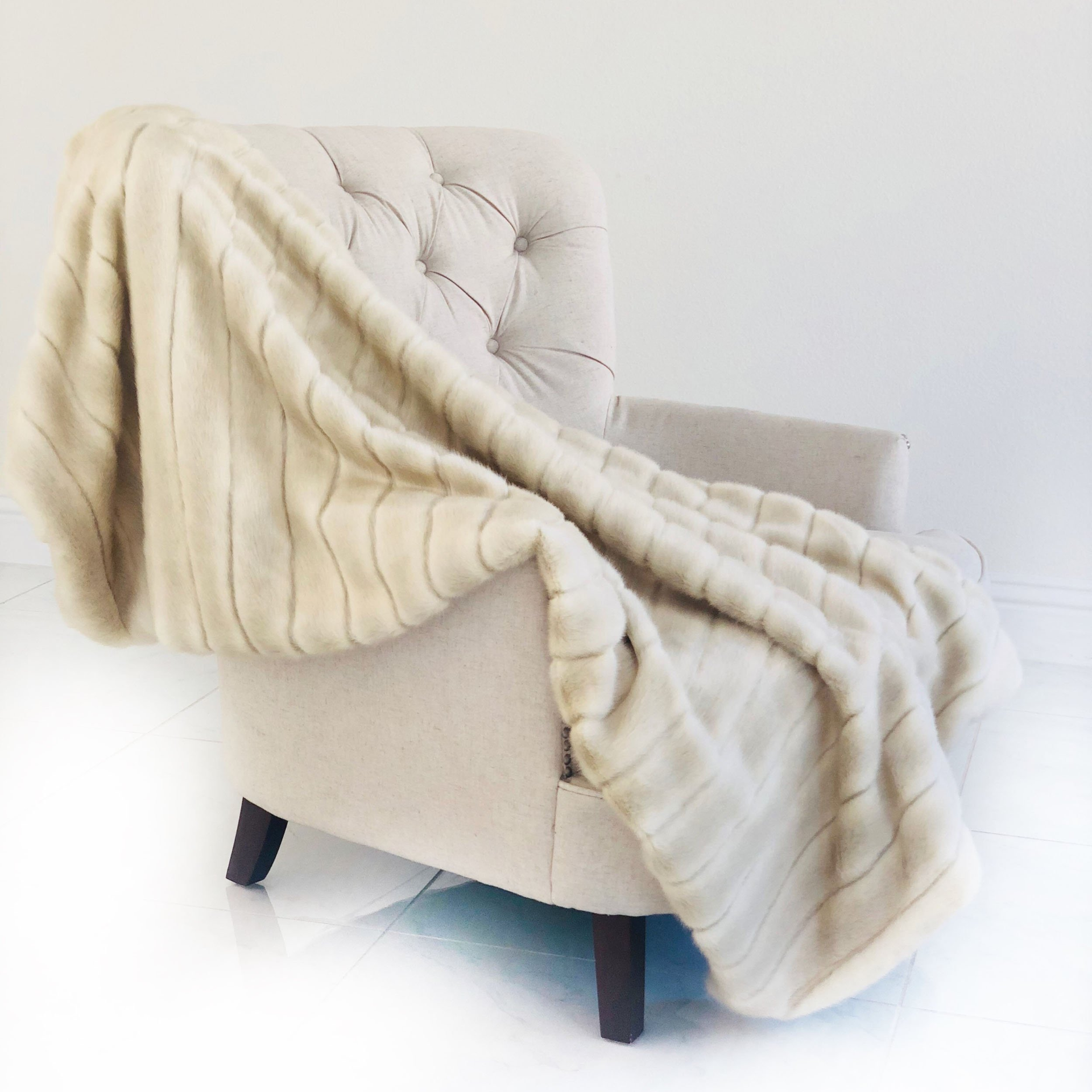 Ivory Bliss Ribbed Mink Faux Fur Luxury Throw