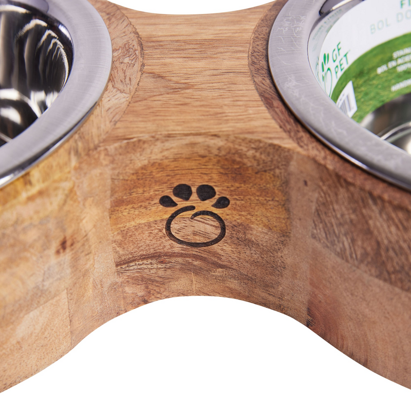 Figure-8 Pet Feeder