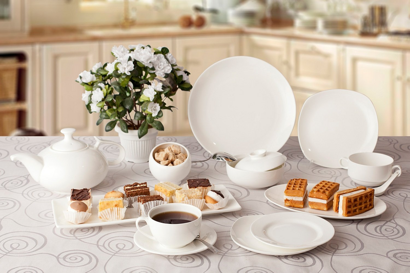 White Soup Cup With Lid 4.5" | 9 Fl Oz